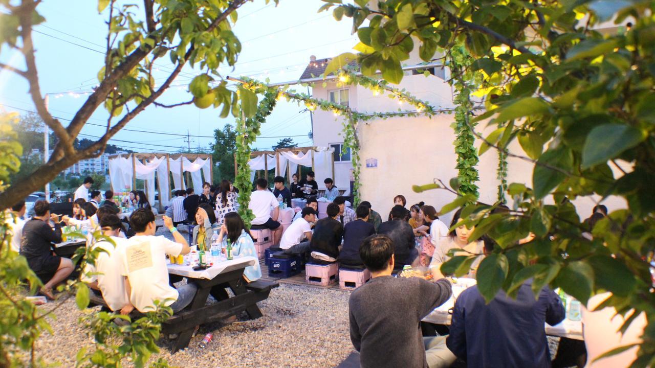 Fall Guesthouse Gangneung Exterior photo